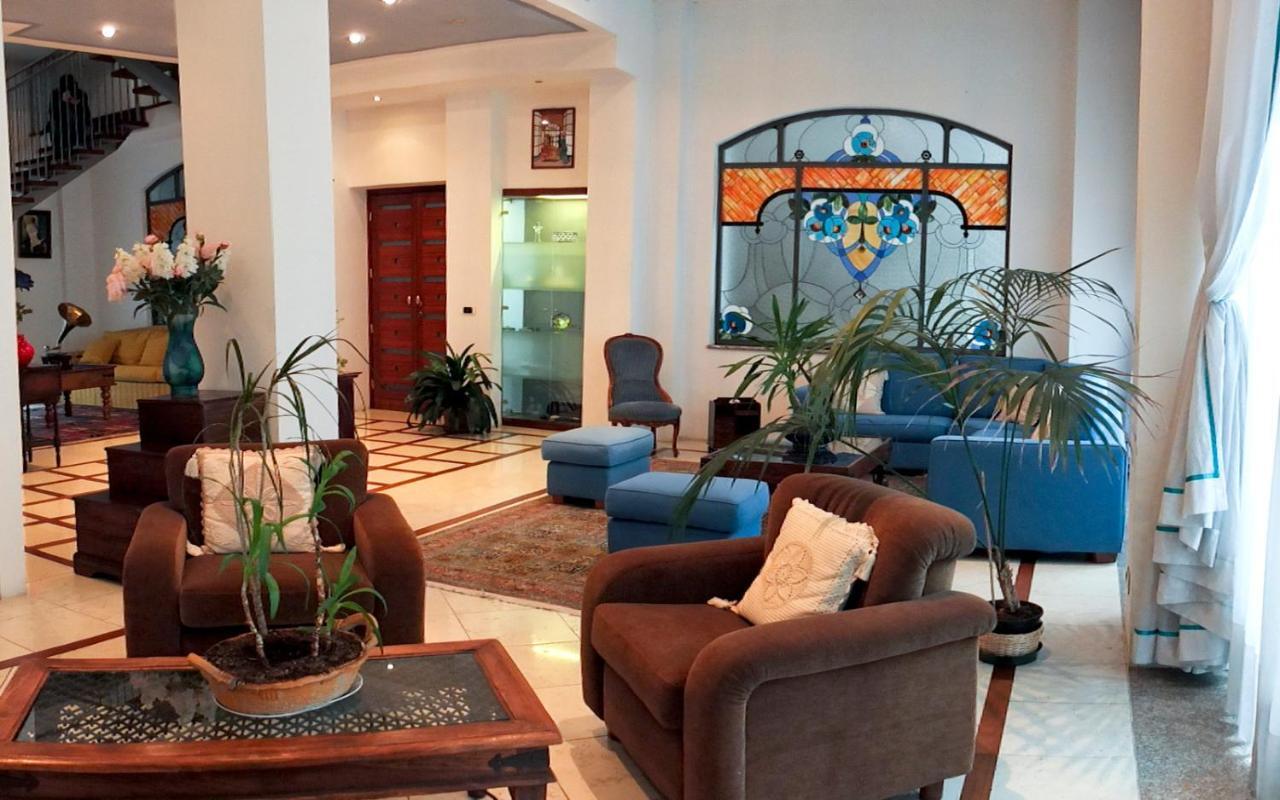 Hotel Antares Arona Ngoại thất bức ảnh